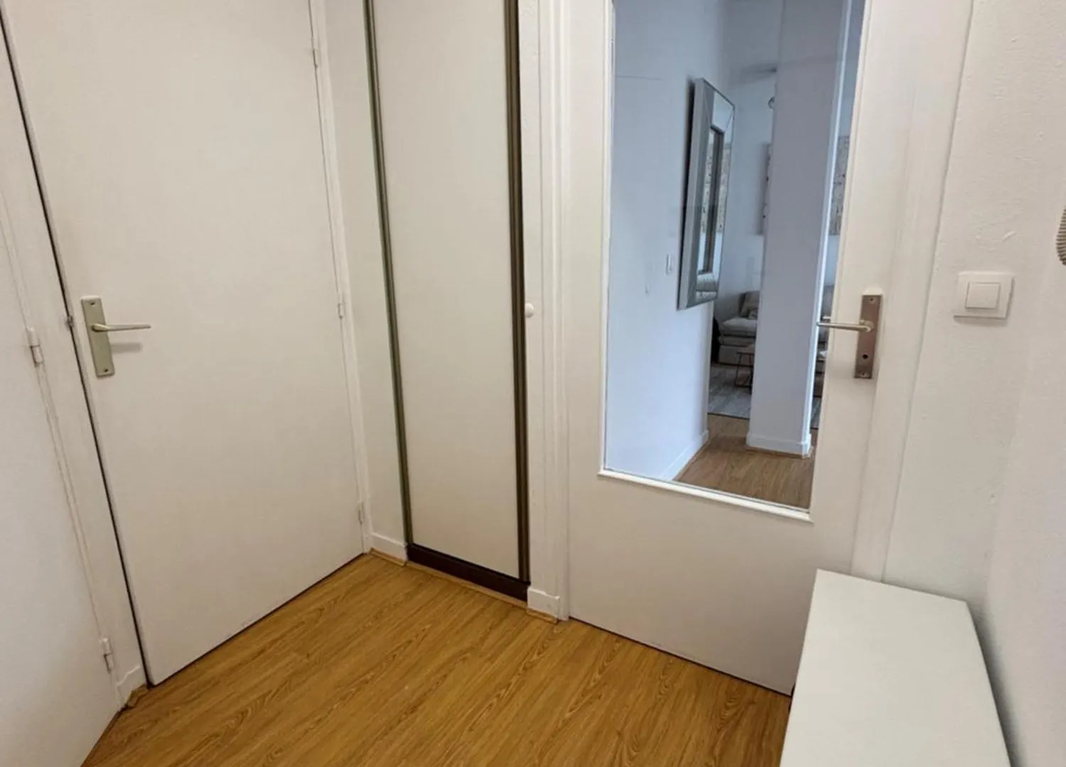 Апартаменты F2 Calme Et Lumineux Avec Balcon Au Coeur Du Vieux Лилль