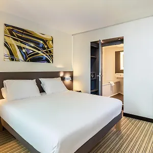 4* Otel Novotel Europe